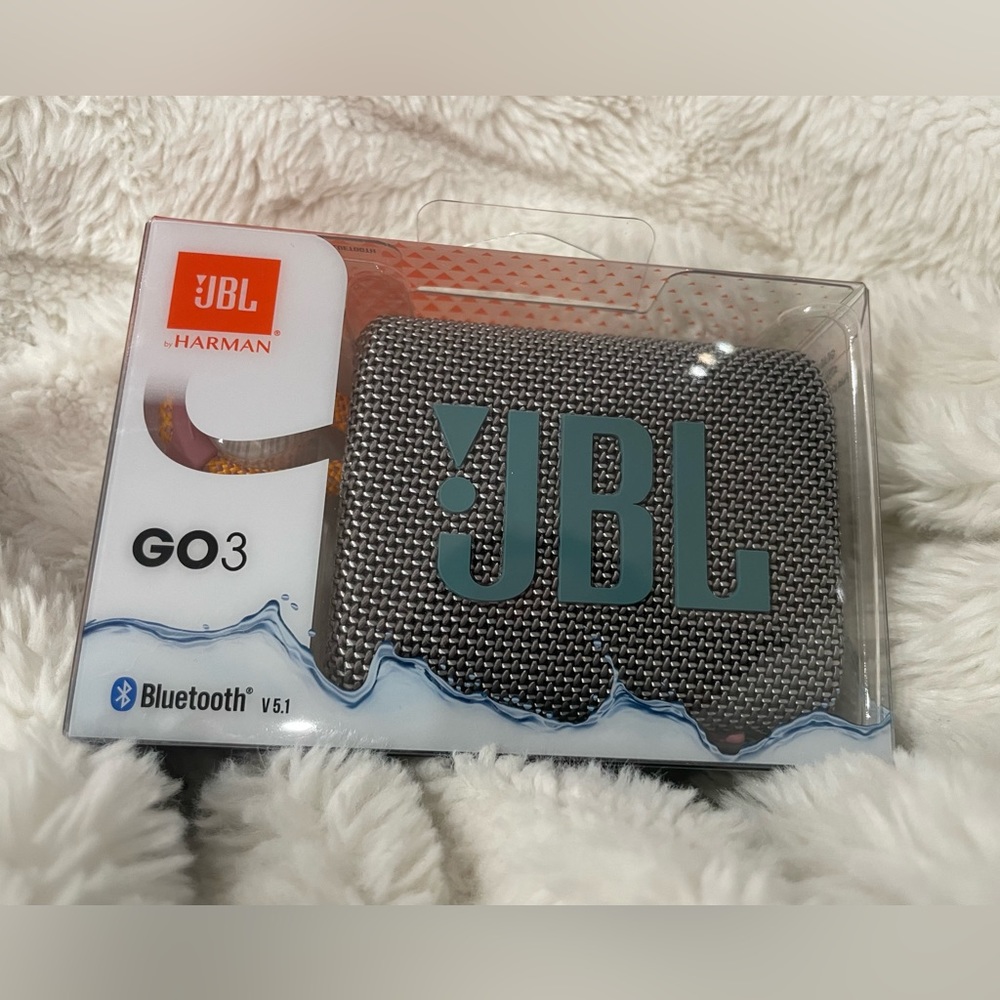 JBL
JBL - GO3 Portable Waterproof Wireless Speaker - Gray